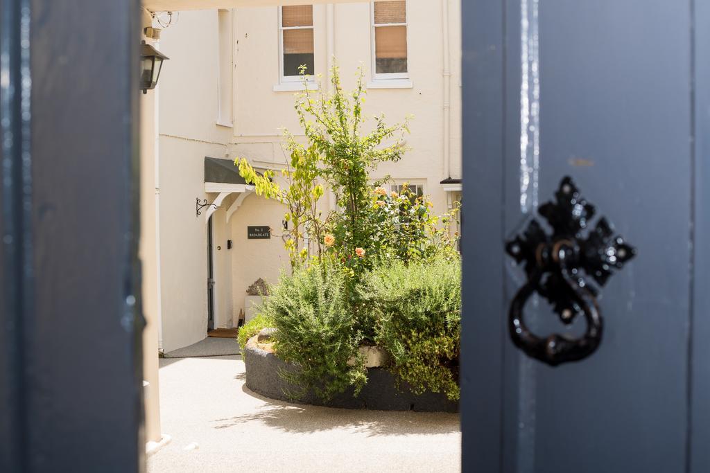 バーンスタプル No 2 Broadgate Bed & Breakfast エクステリア 写真